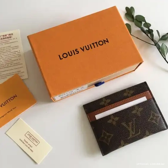 Official oldcobbler LOUIS CARD VUITTON HOLDER 50DOUBLE BANDOULIERE 0514